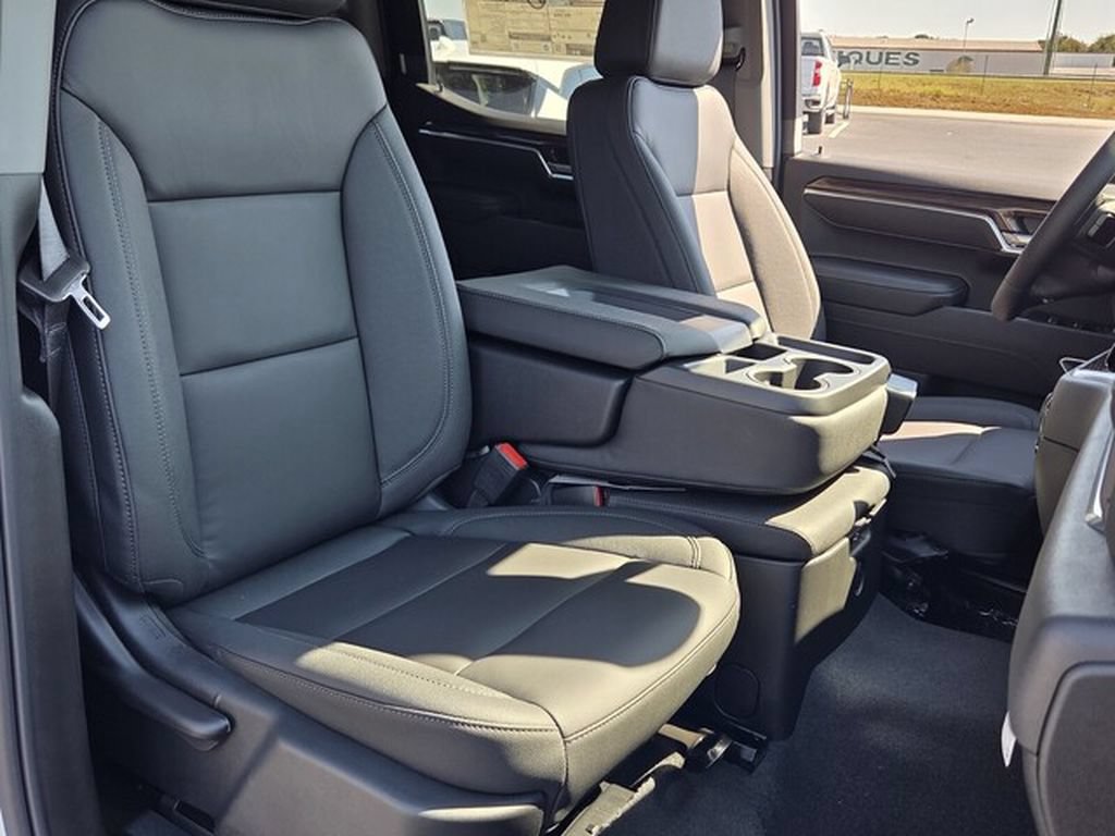 New 2026 Chevrolet Silverado 1500 LT w/ Leather Package RWD image 16
