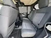 Used 2012 Jeep Wrangler Unlimited Rubicon w/ Connectivity Group AWD/4WD image 17