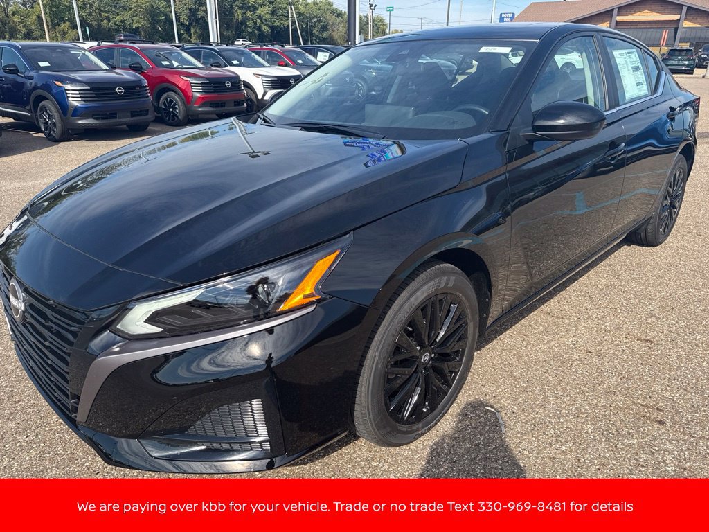 New 2026 Nissan Altima 2.5 SV w/ SV Special Edition Package AWD/4WD image 3