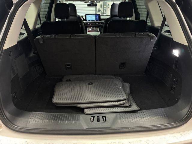 Used 2025 Lincoln Aviator Reserve w/ Jet Appearance Package RWD image 24