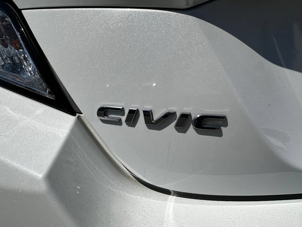 Used 2019 Honda Civic Touring image 8