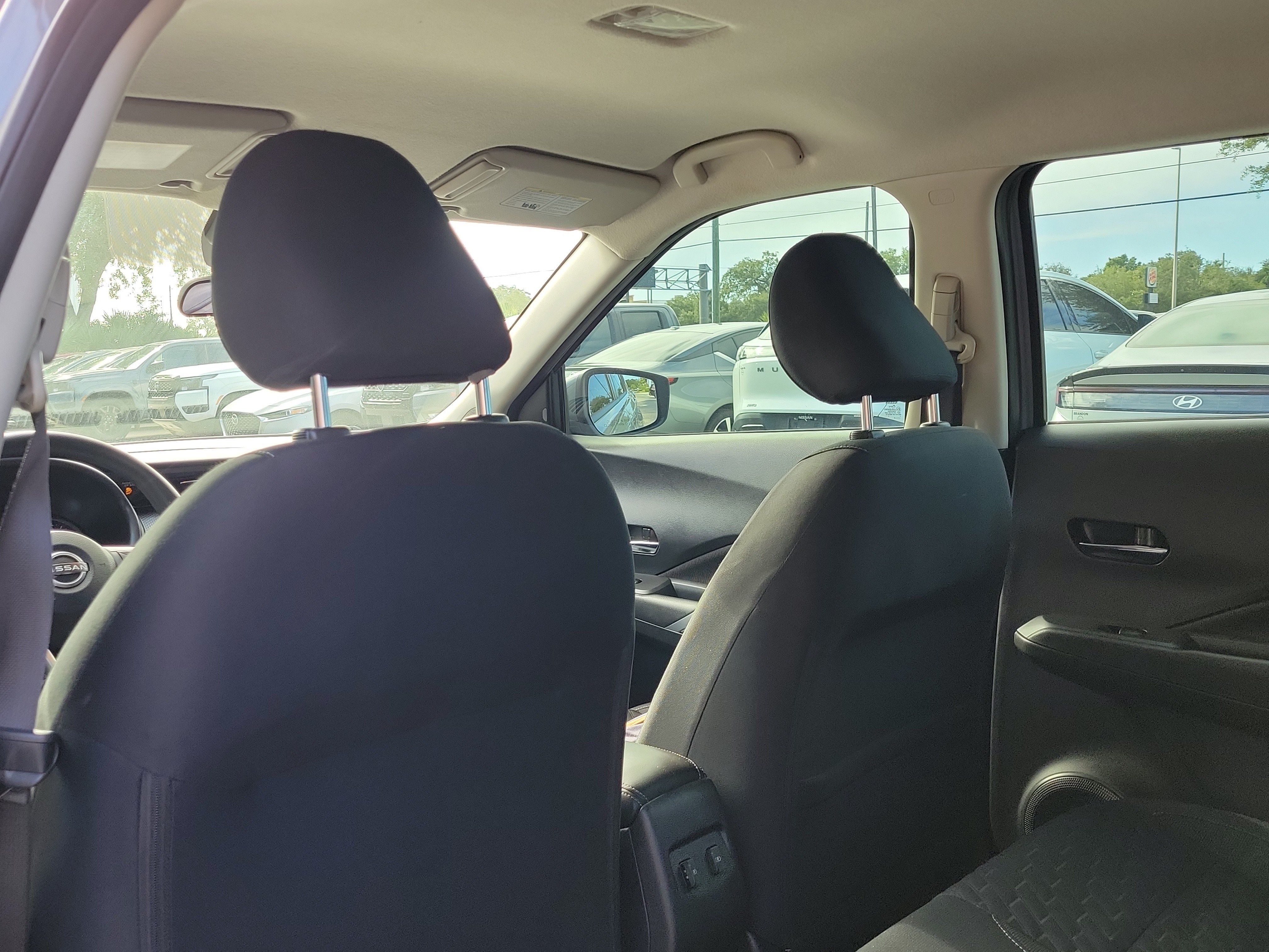 Certified 2023 Nissan Kicks SV FWD image 13