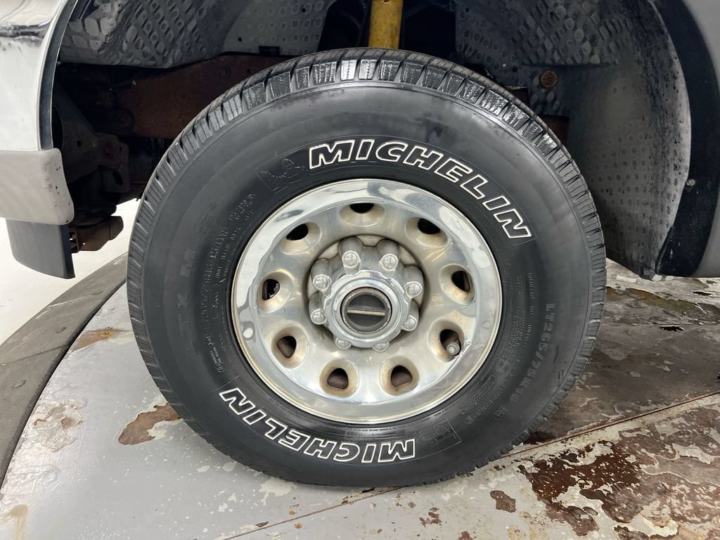 Used 2004 Ford F350 XL AWD/4WD image 25