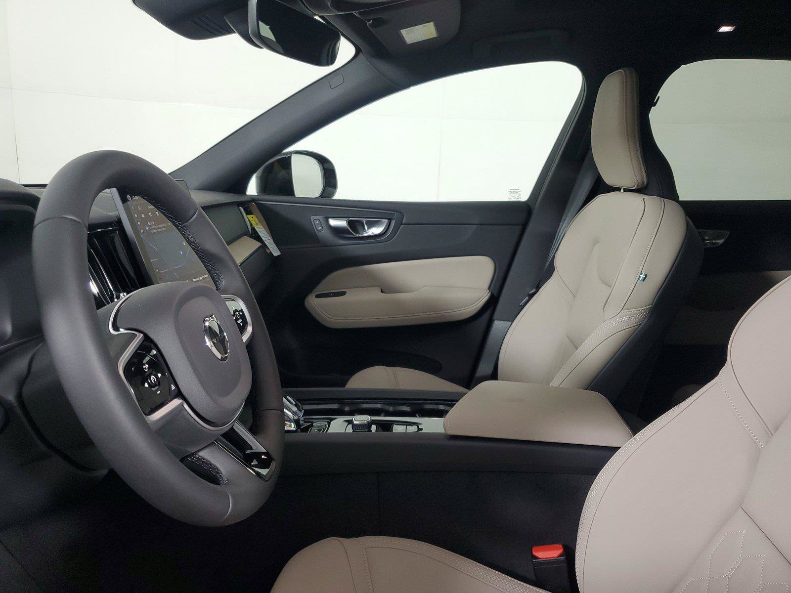 New 2026 Volvo XC60 B5 Core w/ Climate Package AWD/4WD image 22