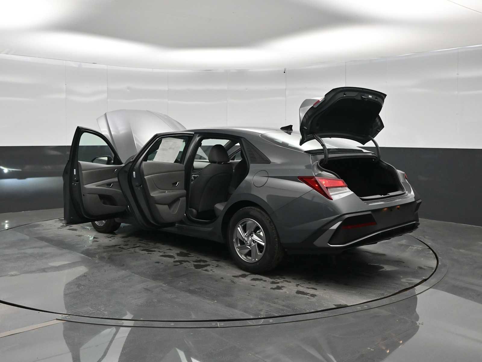 New 2026 Hyundai Elantra SE FWD image 43