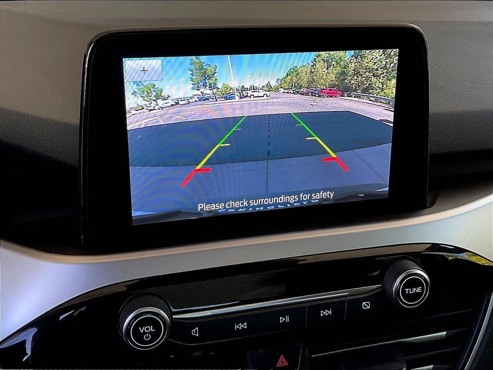 Used 2020 Ford Escape SE FWD image 14
