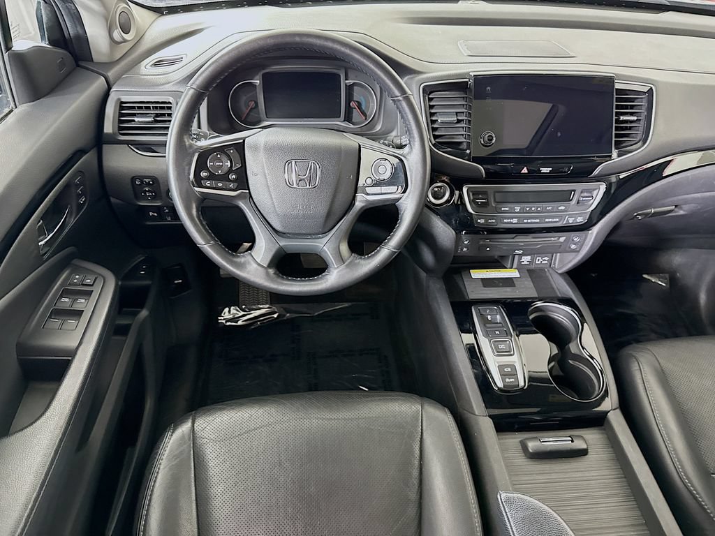 Used 2019 Honda Pilot Elite image 3