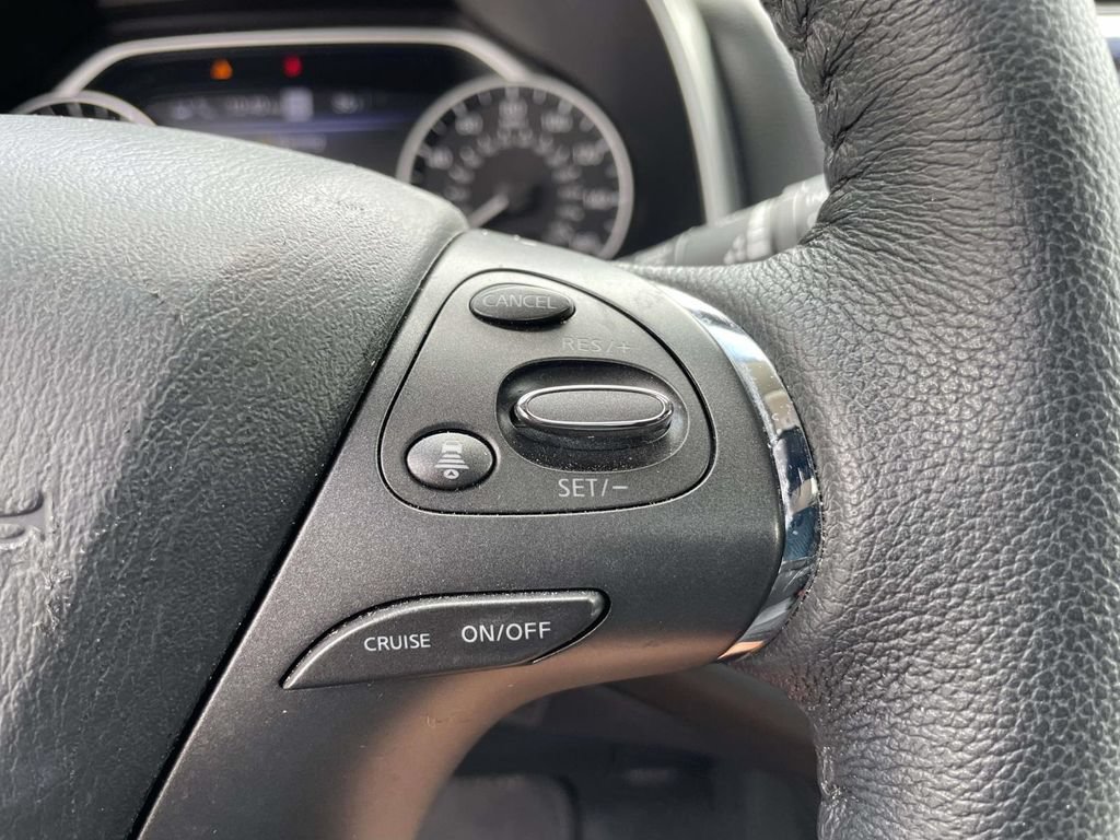 Used 2024 Nissan Murano SL FWD image 20