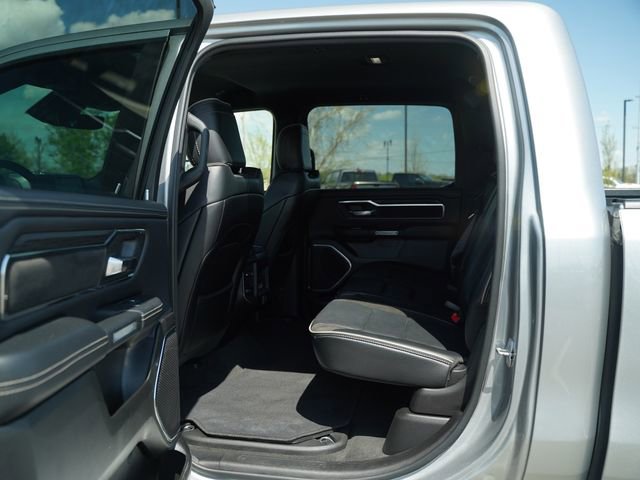 Used 2024 RAM 1500 Laramie AWD/4WD image 15