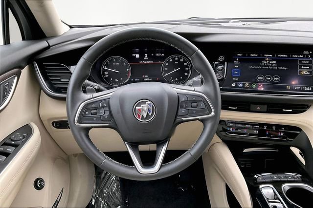 Used 2023 Buick Envision Avenir image 8