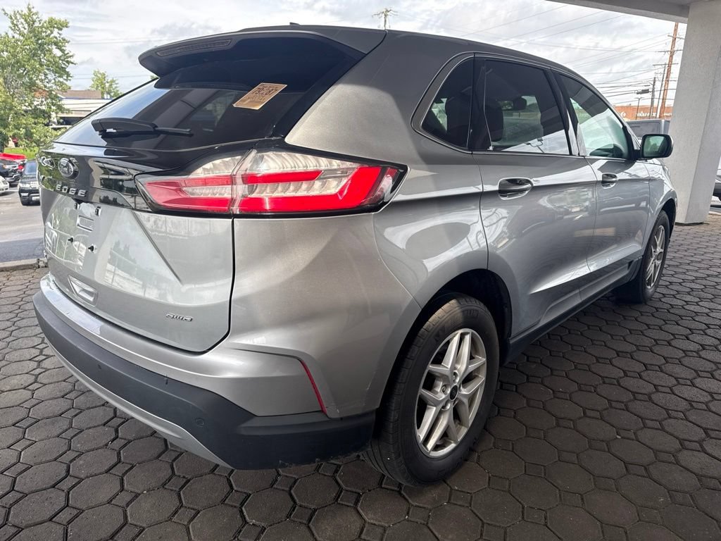 Used 2024 Ford Edge SEL w/ Convenience Package AWD/4WD image 6