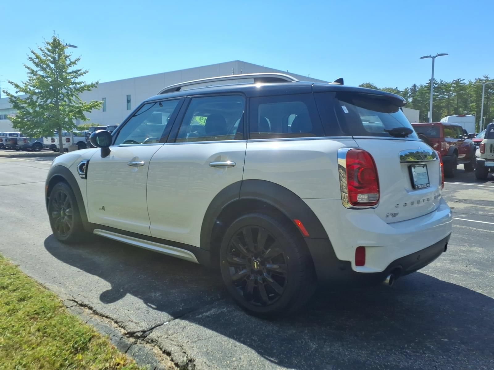 Used 2019 MINI Cooper Countryman S w/ Premium Package AWD/4WD image 7