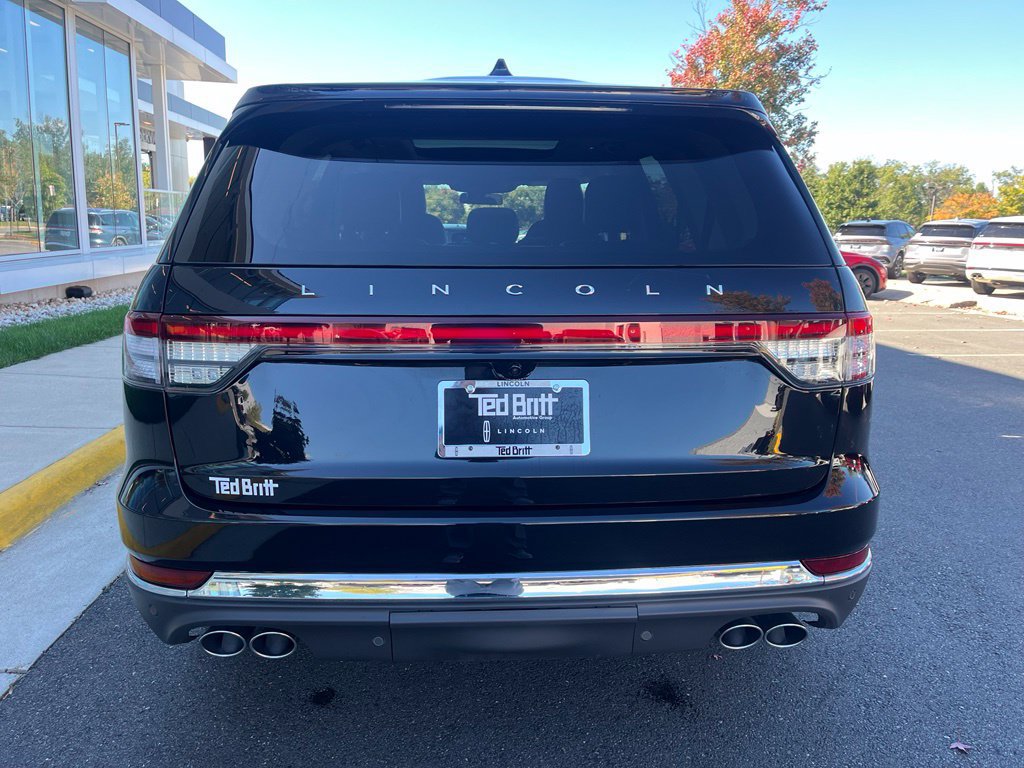 Used 2026 Lincoln Aviator Reserve AWD/4WD image 7