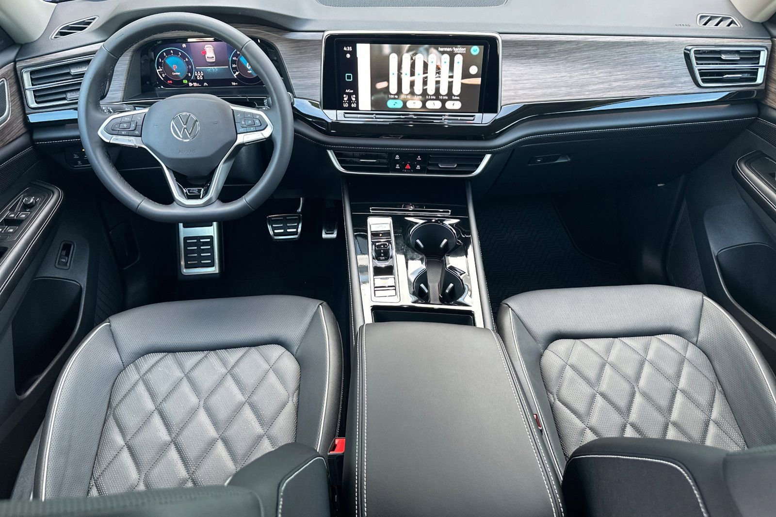 New 2026 Volkswagen Atlas SEL Premium R-Line image 11