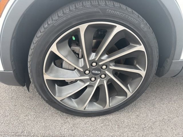 Used 2021 Lincoln Nautilus Reserve w/ Equipment Group 201A image 9