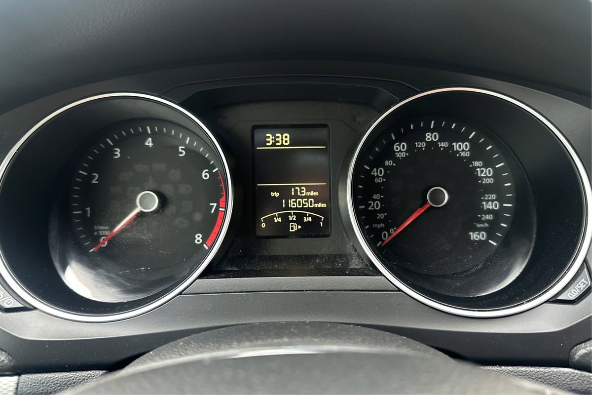 Used 2015 Volkswagen Jetta SE image 17