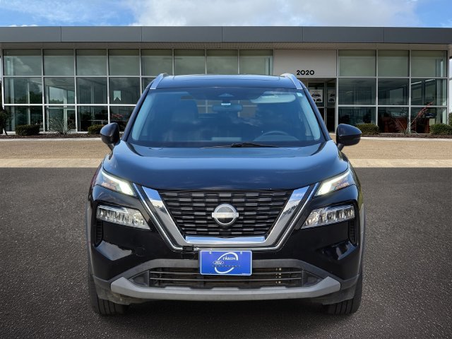 Used 2023 Nissan Rogue SV w/ SV Premium Package AWD/4WD image 2