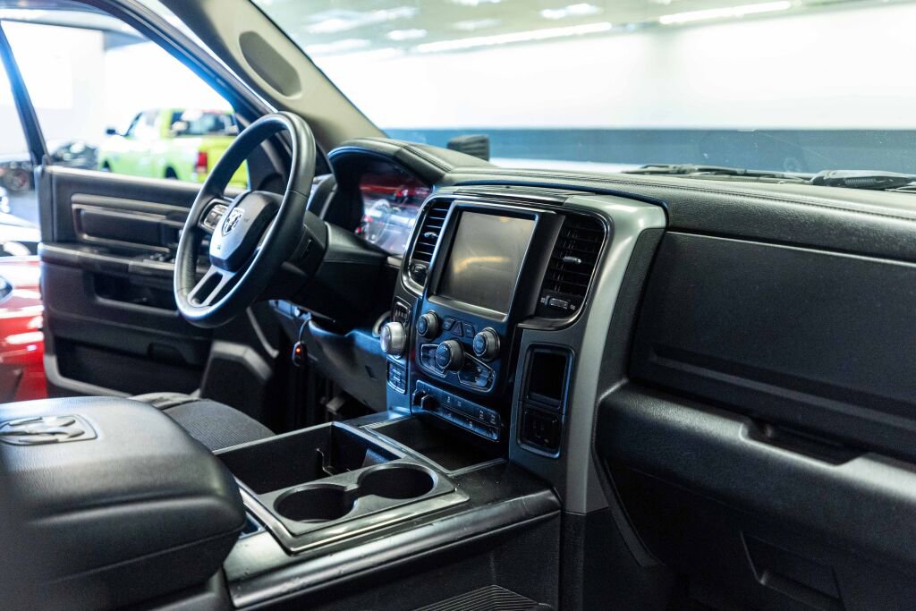 Used 2015 RAM 1500 Sport w/ Black Ram 1500 Sport Group image 15