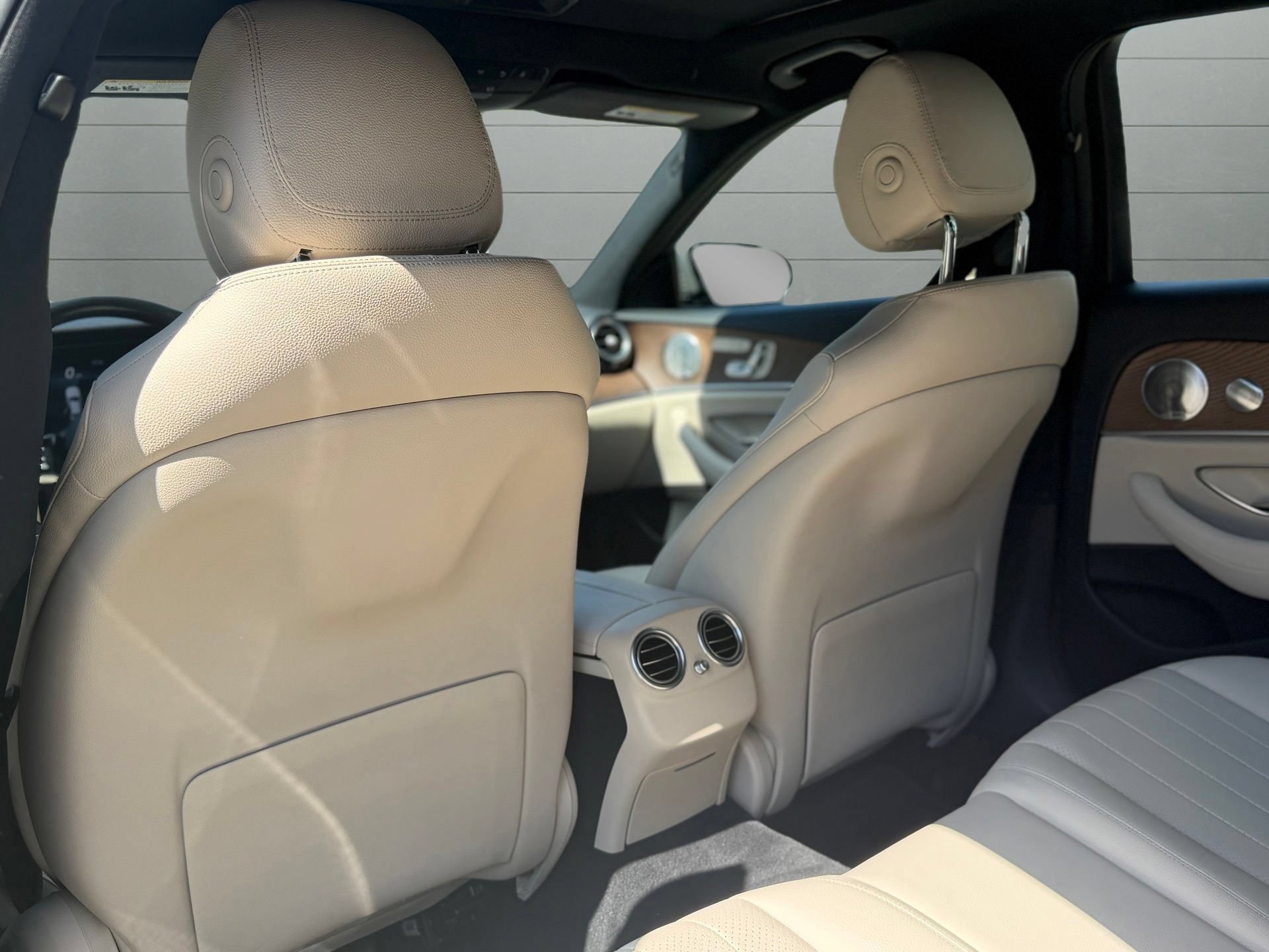 Used 2021 Mercedes-Benz E 350 Sedan image 18