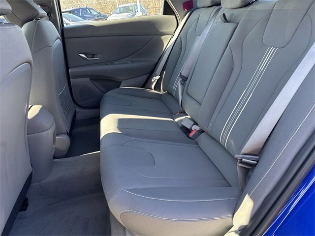 Certified 2025 Hyundai Elantra SEL image 20
