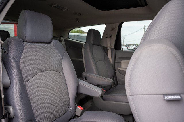 Used 2012 Chevrolet Traverse LT FWD image 38