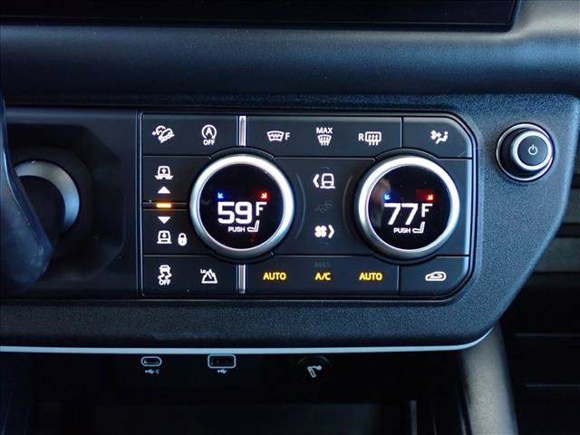 Used 2022 Land Rover Defender 110 XS Edition AWD/4WD image 19