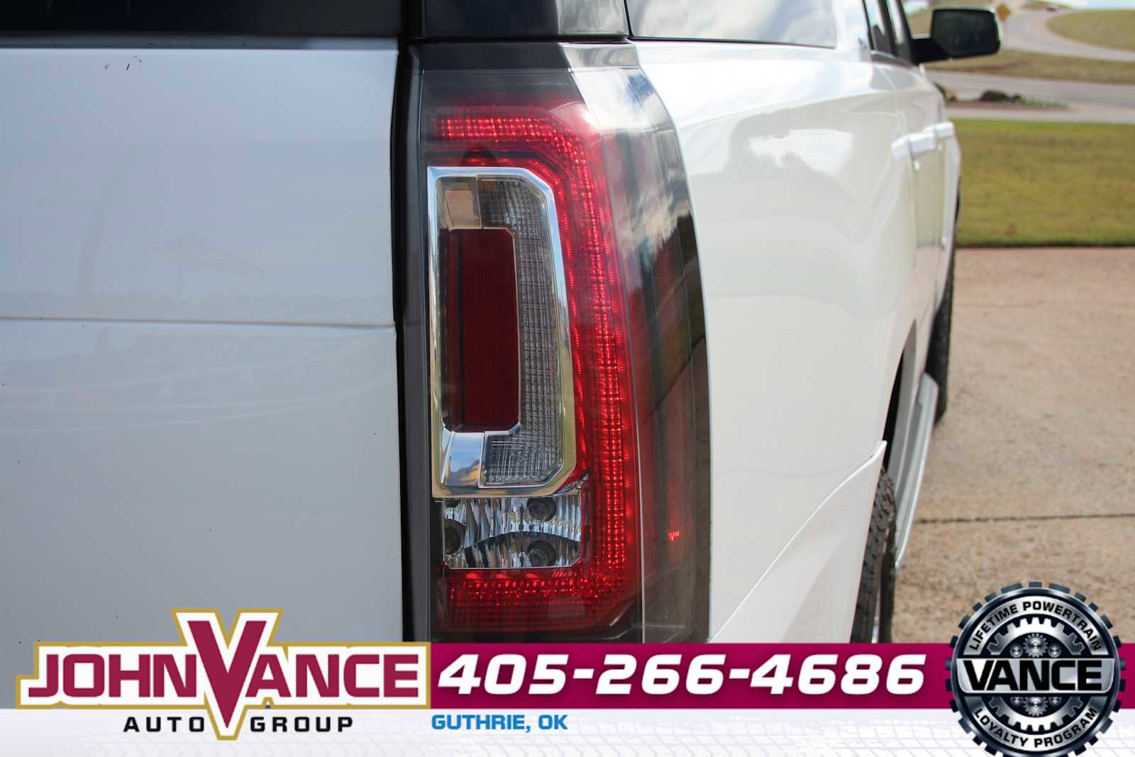 Used 2020 GMC Yukon XL SLT image 12