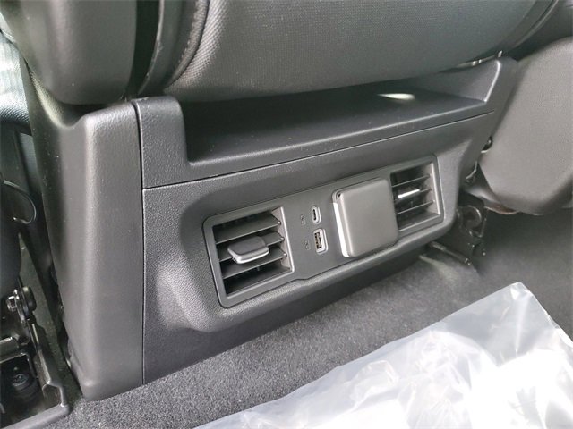 New 2026 GMC Sierra 1500 Elevation image 28