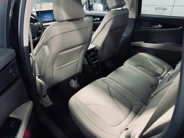 Used 2022 Lincoln Nautilus Reserve w/ Equipment Group 201A image 23