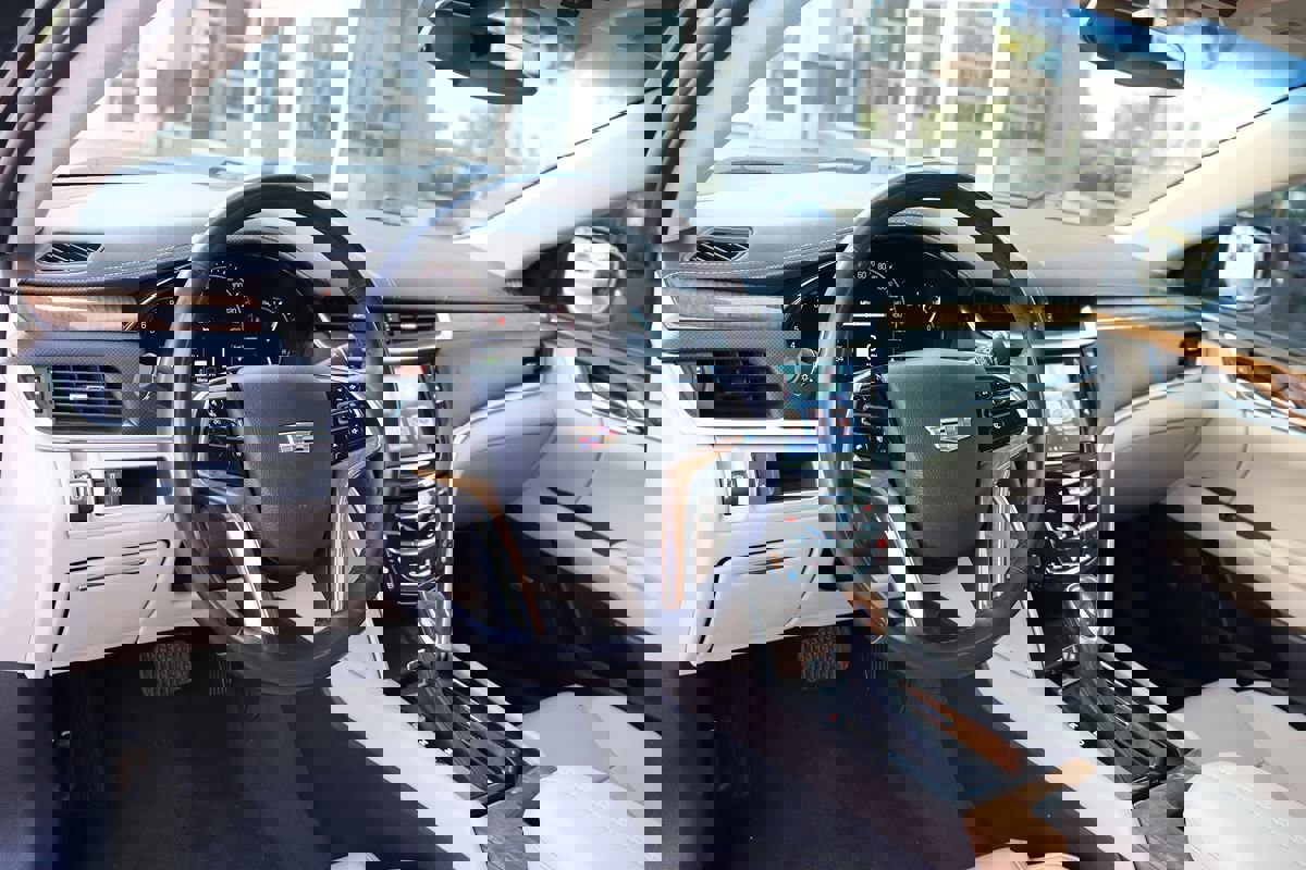 Used 2019 Cadillac XTS Luxury image 15