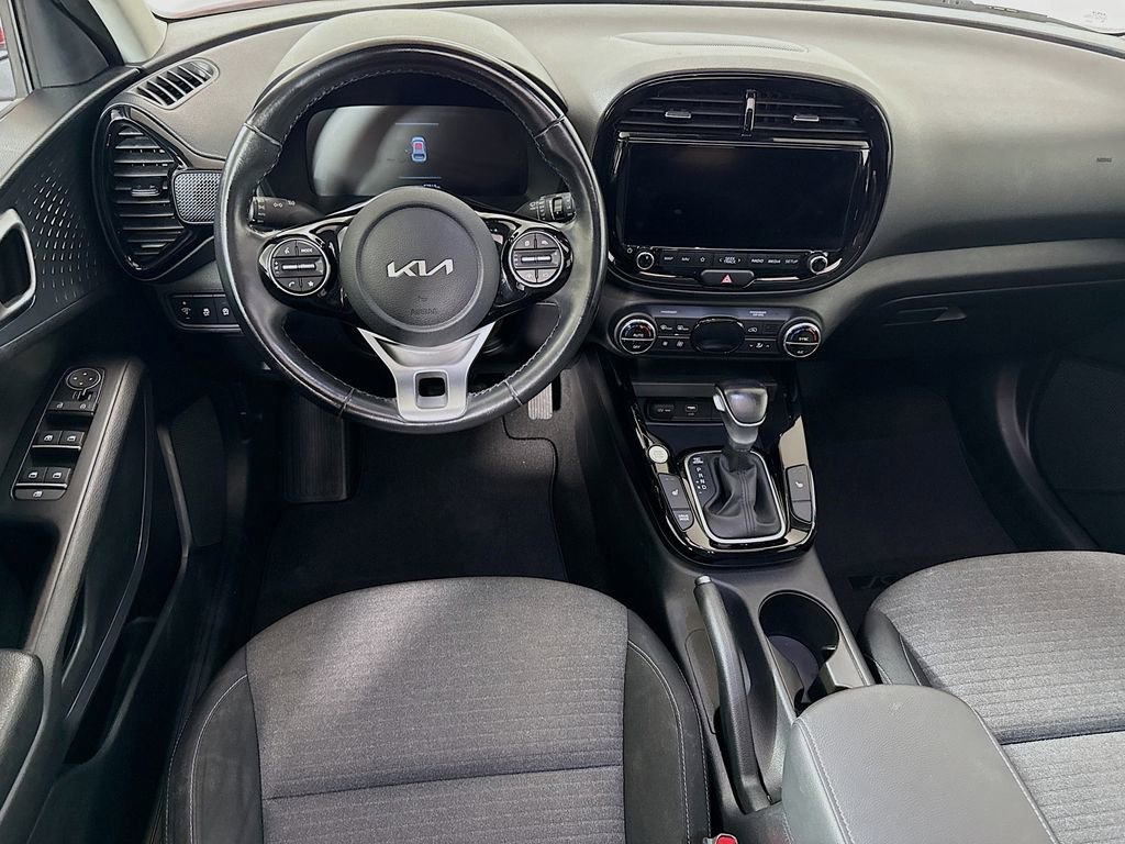 Used 2023 Kia Soul EX image 23