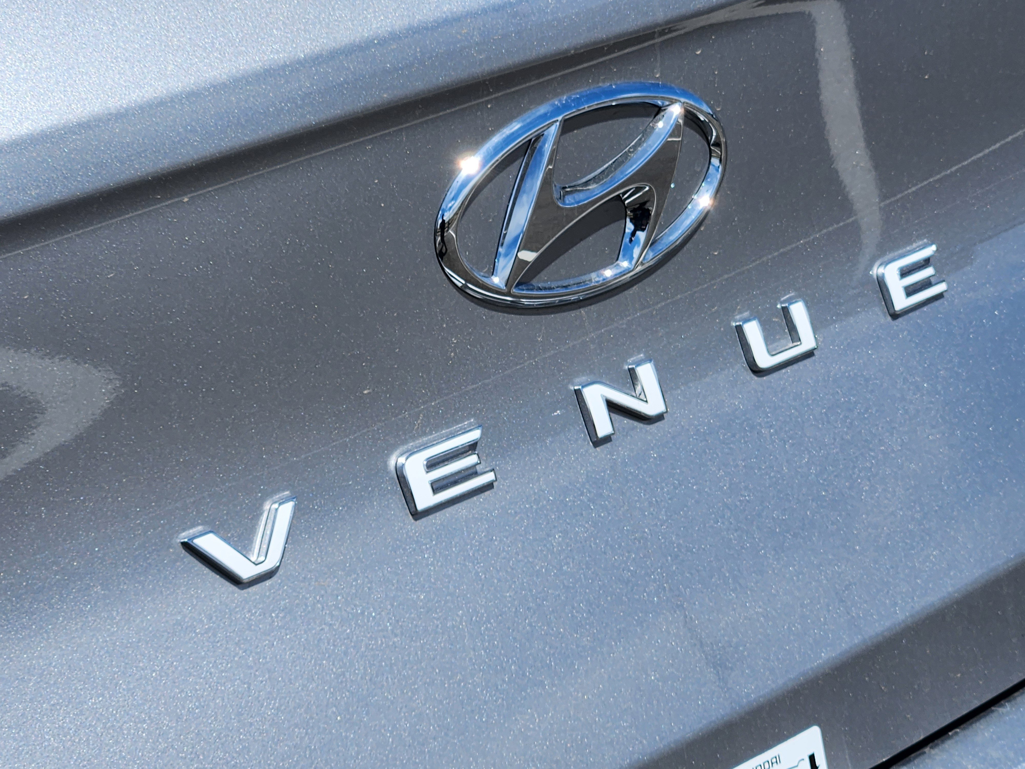 New 2026 Hyundai Venue SEL FWD image 11