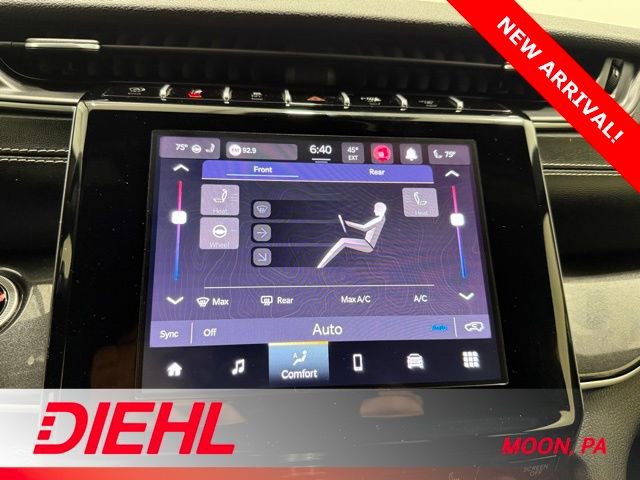 Used 2022 Jeep Grand Cherokee L Laredo image 32