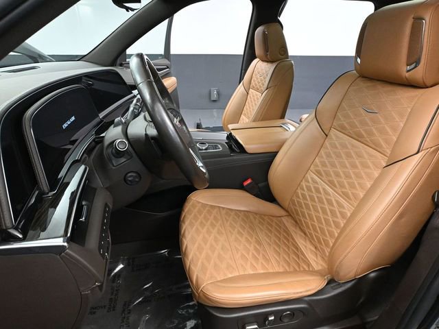 Used 2022 Cadillac Escalade Premium Luxury w/ Touring Package image 27