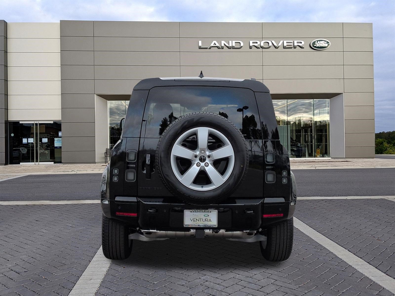 New 2026 Land Rover Defender 110 X-Dynamic SE AWD/4WD image 6