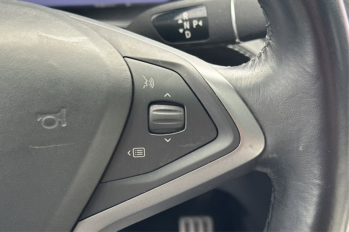 Used 2020 Tesla Model X Performance image 32