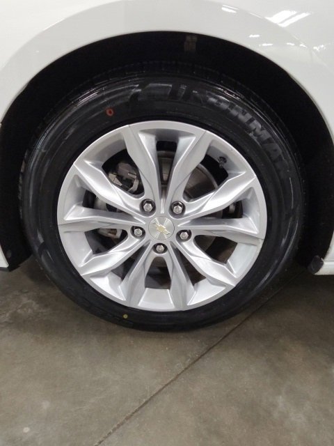 Used 2021 Chevrolet Malibu LT image 43