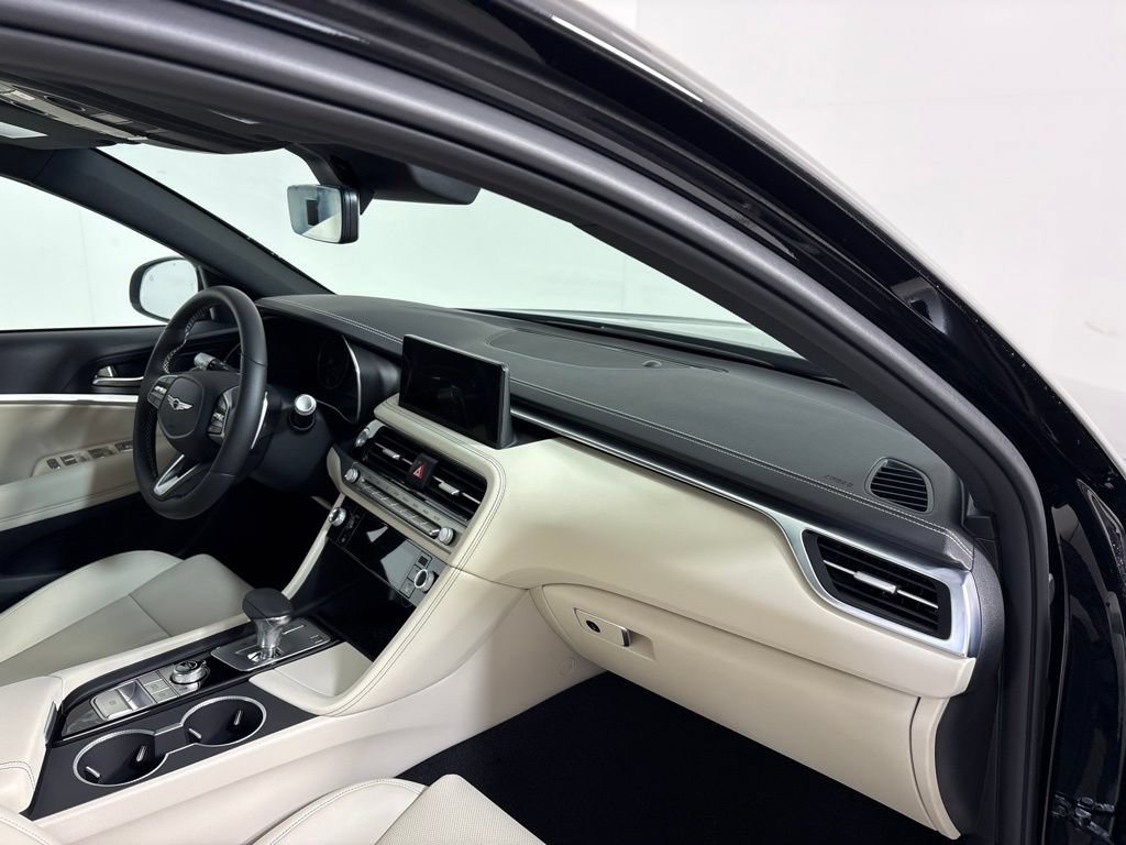 New 2026 Genesis G70 2.5T RWD image 13