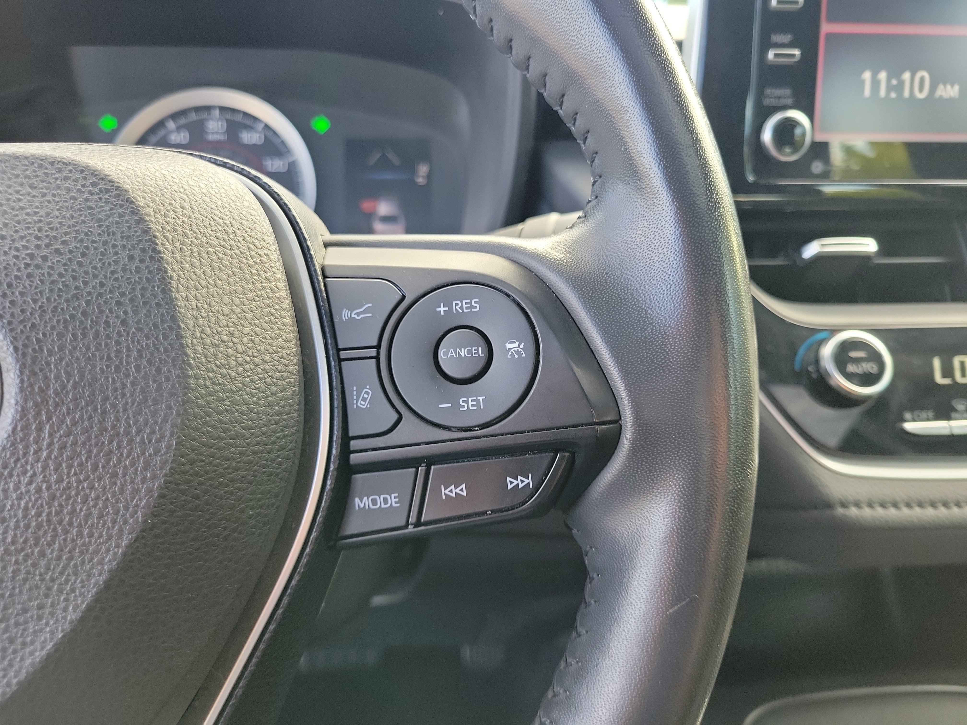 Used 2021 Toyota Corolla SE w/ SE Premium Package FWD image 23