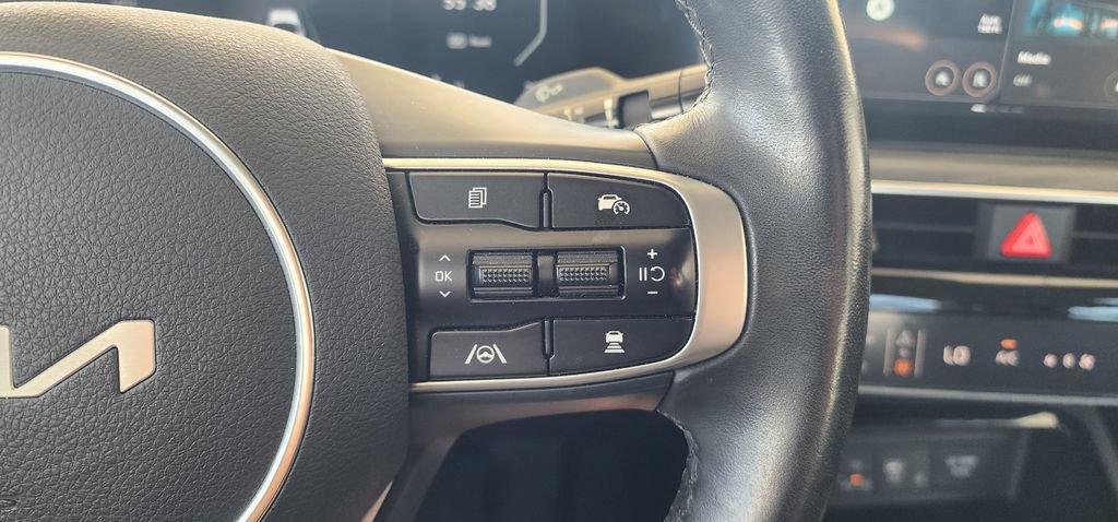 Used 2025 Kia K5 EX FWD image 29