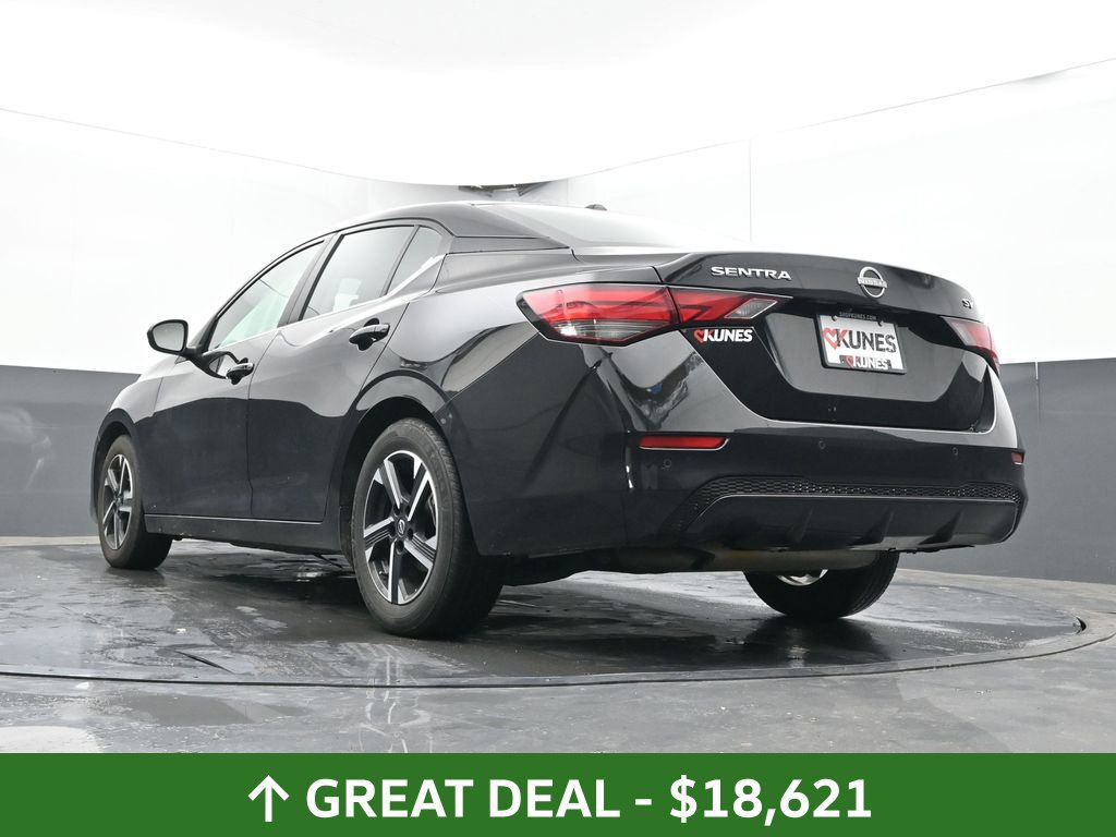 Used 2024 Nissan Sentra SV FWD image 41