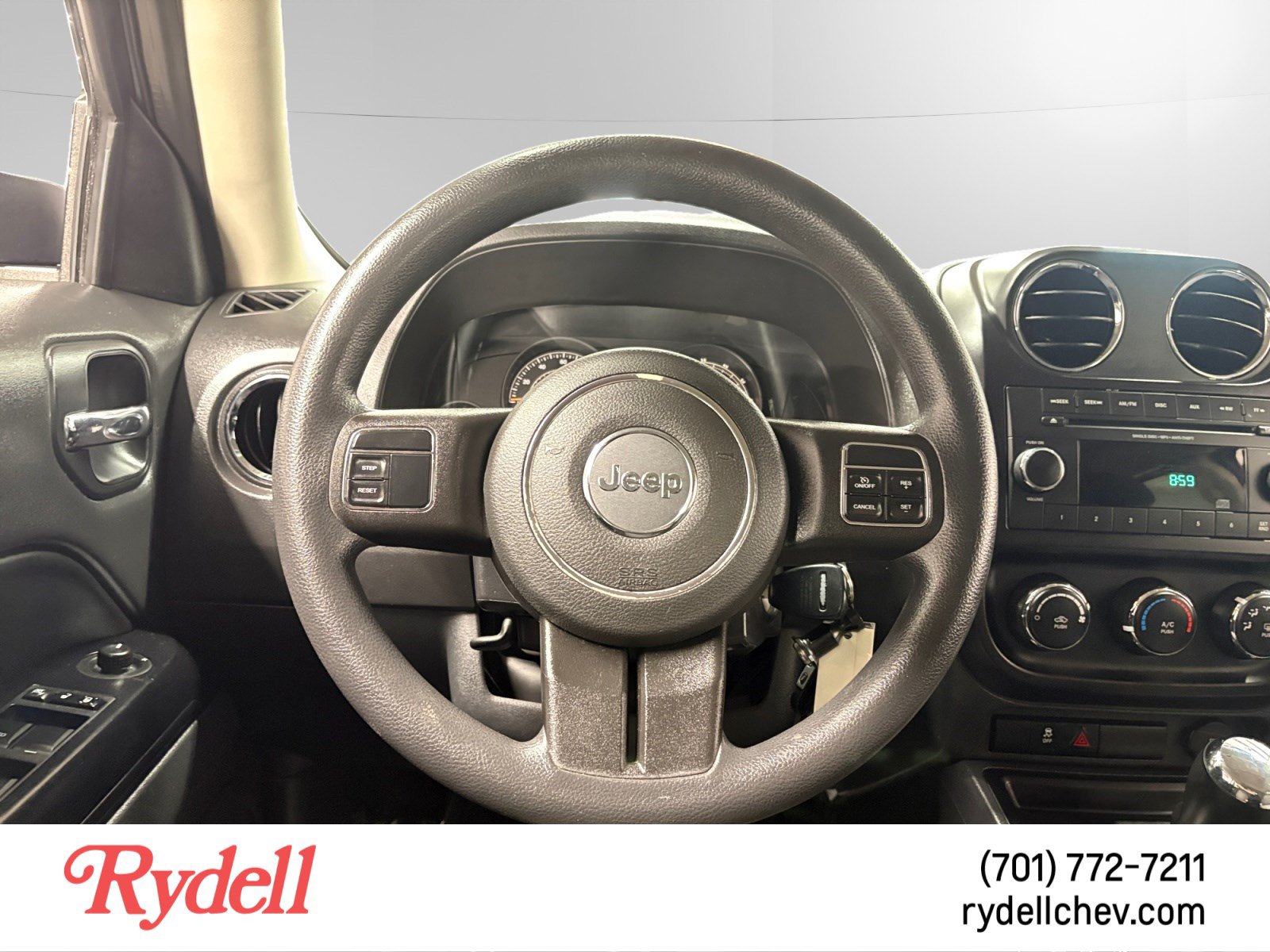 Used 2015 Jeep Patriot Sport w/ Power Value Group AWD/4WD image 13