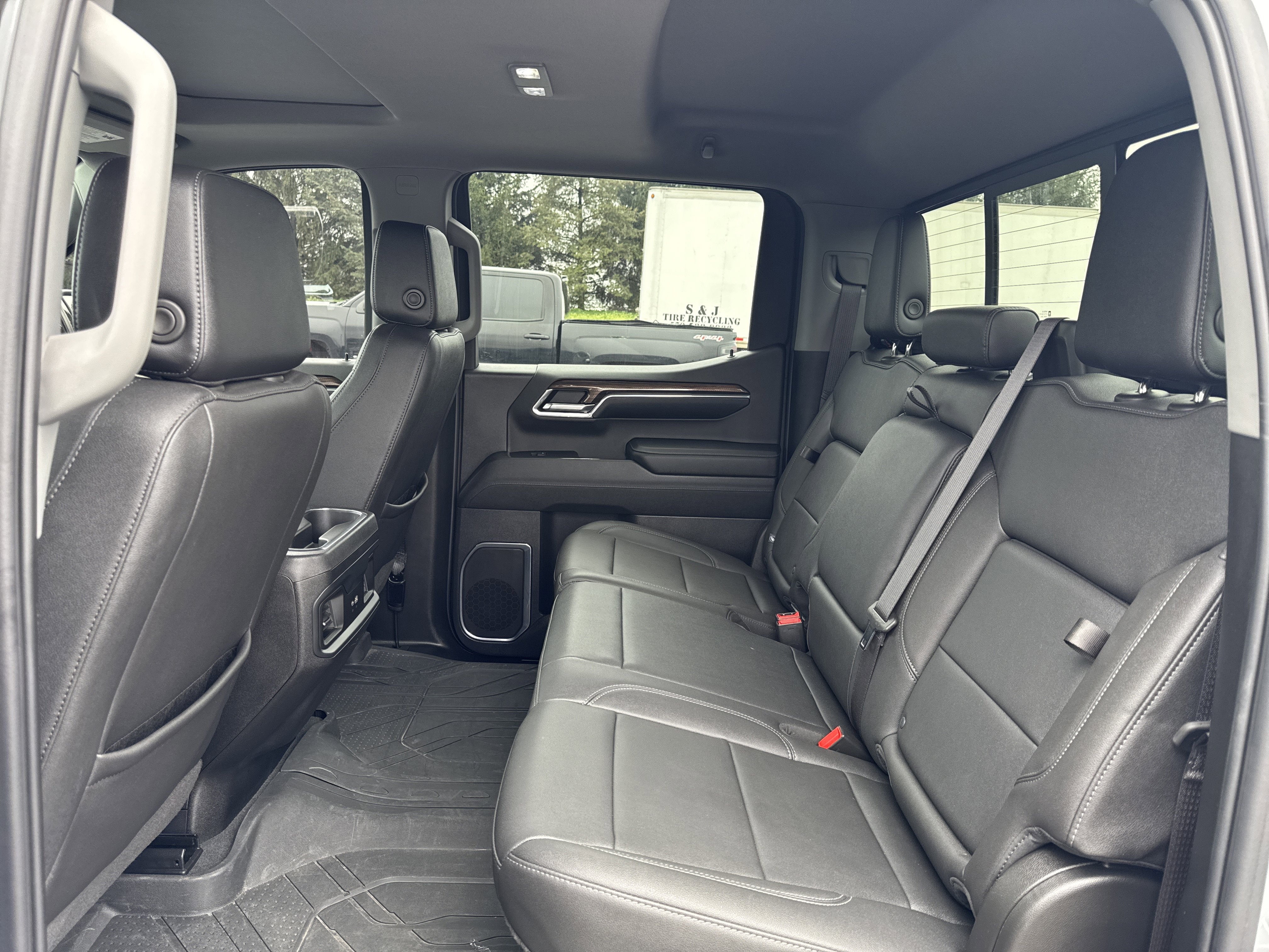 Used 2024 Chevrolet Silverado 1500 RST w/ Convenience Package II AWD/4WD image 22