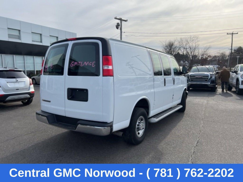 Used 2025 Chevrolet Express 2500 w/ Driver Convenience Package RWD image 7