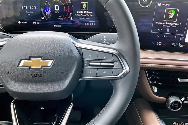 Used 2025 Chevrolet Tahoe High Country AWD/4WD image 12