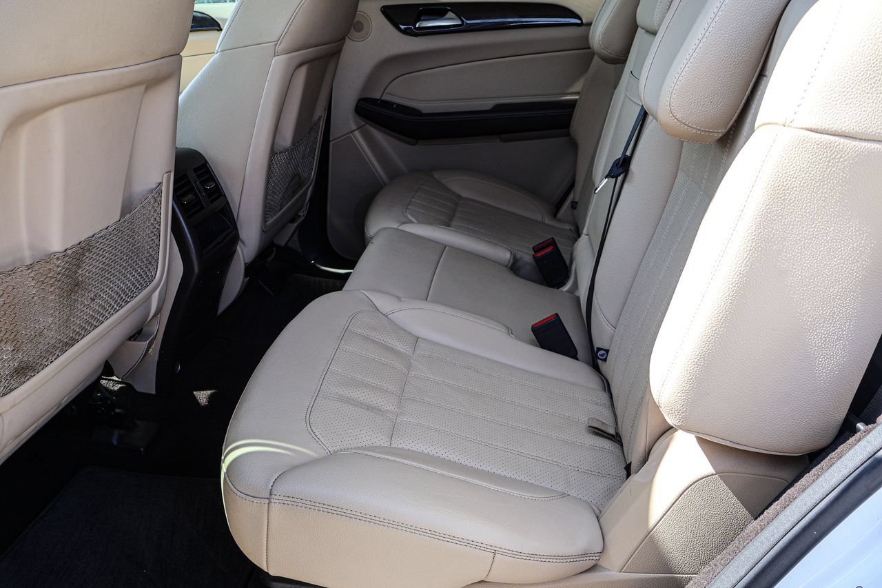 Used 2017 Mercedes-Benz GLS 450 4MATIC image 34