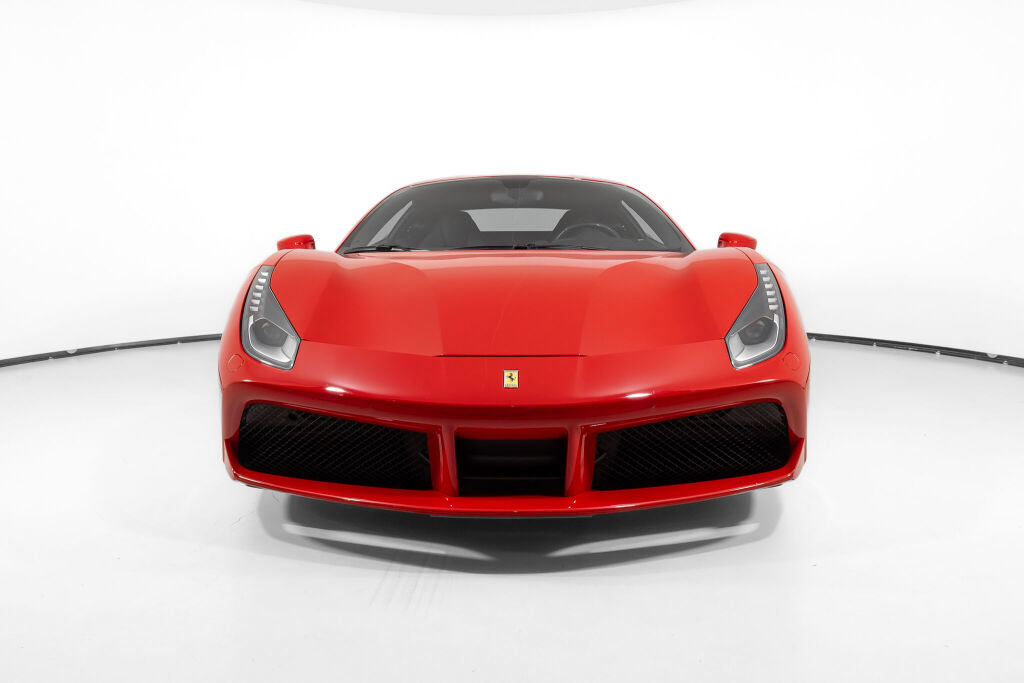 Certified 2018 Ferrari 488 GTB RWD image 14