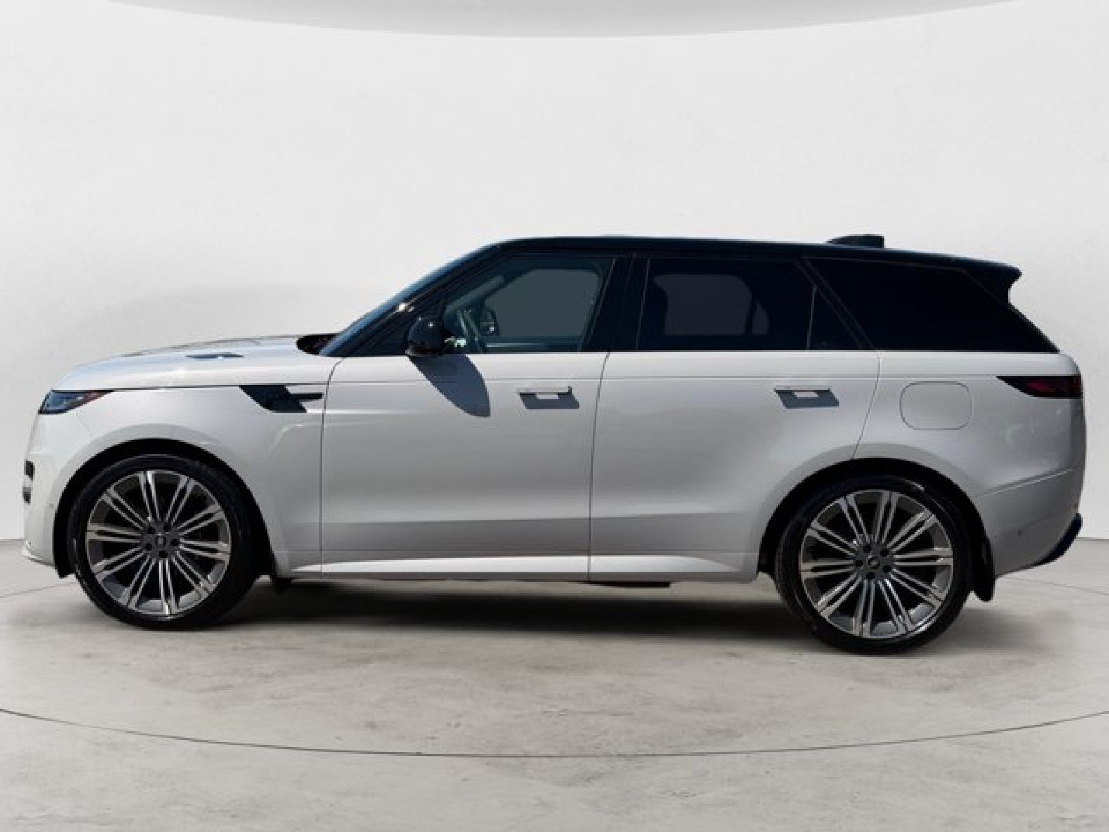 Certified 2025 Land Rover Range Rover Sport Dynamic SE AWD/4WD image 7