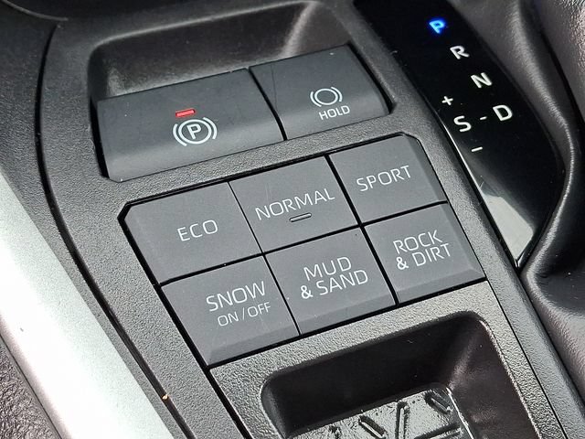 Used 2024 Toyota RAV4 XLE AWD/4WD image 20