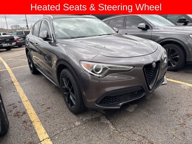 Used 2018 Alfa Romeo Stelvio Ti image 5